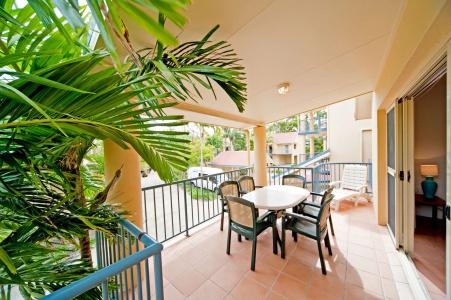 at Beach Court Holiday Villas - 14