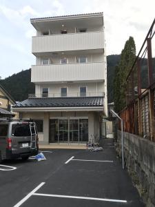 Famitic Nikko Station - 0