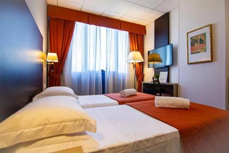 Tuscany Inn - 35