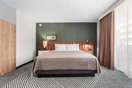 Royal Palace Westwood - 51