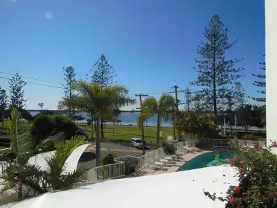 Crystal Bay On The Broadwater - 29