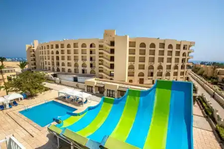 Sunny Days Mirette Family Resort - Families and couples only - 22