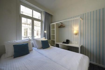 Leopold Ostend - 32