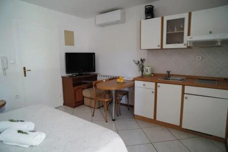 and Rooms Degra - 101