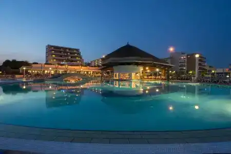 Savoy Beach & Thermal Spa - 23