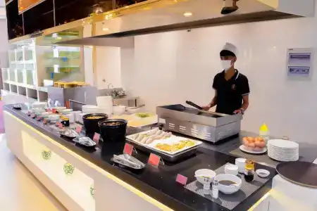 Continental Xin Hao and Resort - 8