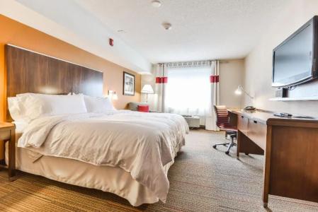 Four Points by Sheraton - 35