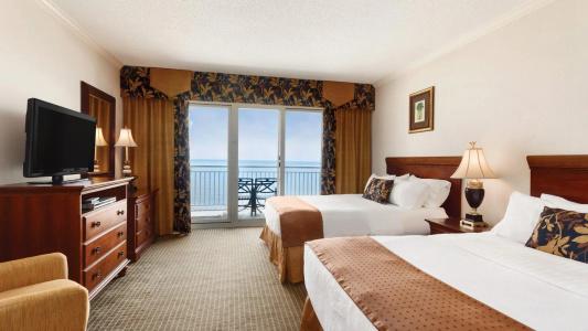 Holiday Inn & Suites, An Ihg - 214