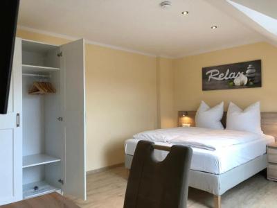 Select Suites & Aparts - 5