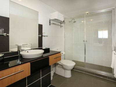 Pelican Waters - 7
