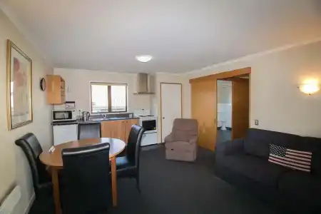 Allan Court - 1