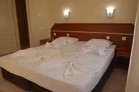 Twin Apart - 3