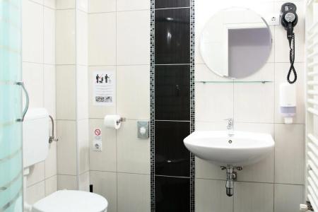 Maverick Hostel & Ensuites - 7