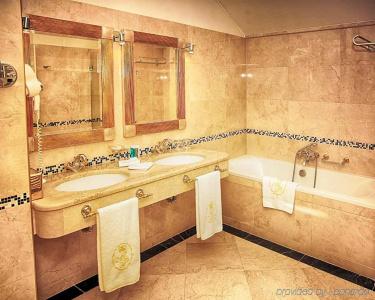 Luxury Family Royal Palace - 8