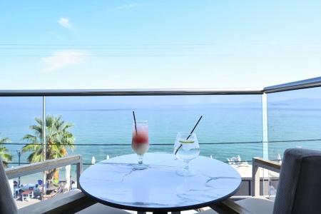 Emily's Luxury Suites - 54