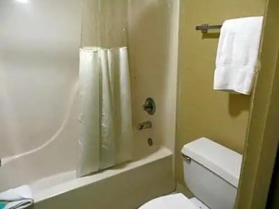 TraveSuites by Wyndham East Gate Orange - 65