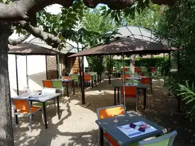 Best Hôtel Euromédecine - 20