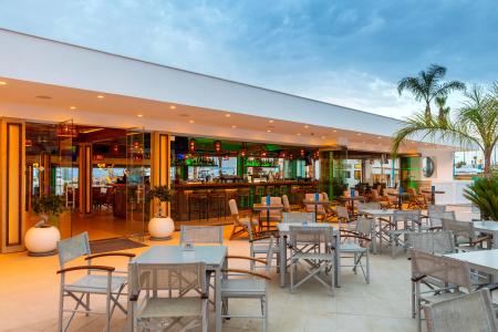 Limanaki Beach & Suites - 20