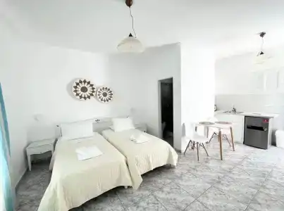 Cyclades Studios - 75