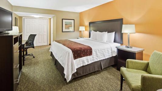 Best Western Palm Beach Lakes - 60
