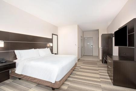 Holiday Inn Express & Suites, an IHG - 21