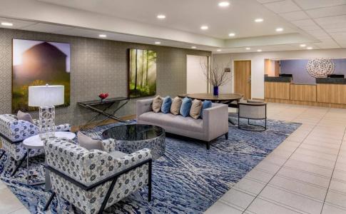 Hilton Garden Inn - 2