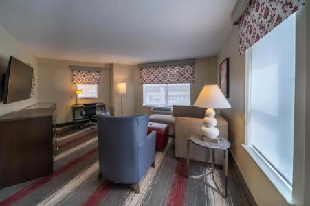 West End Washington DC, Tapestry Collection by Hilton - 51
