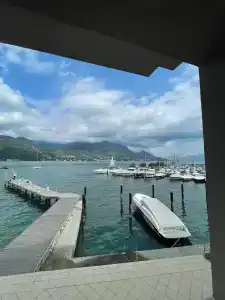 Bella - 25