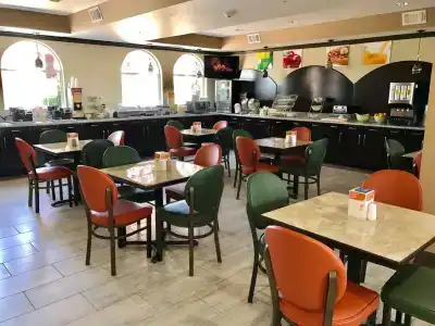 Quality Inn & Suites - 25
