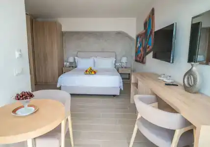 Kratiras View Luxury Suites - 153
