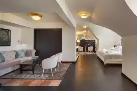 Savoy by Prague Castle - Free Garage Mo - Sun - 77