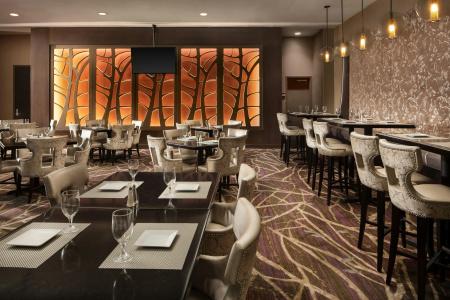 Embassy Suites by Hilton Crystal City National Airport - 46