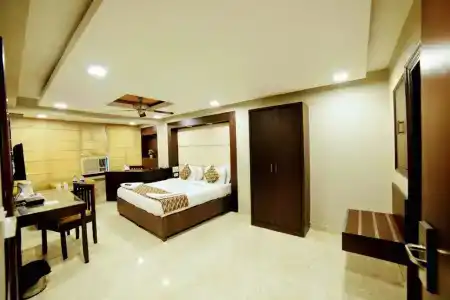 Bb Palace (a Family Hotel) - 96
