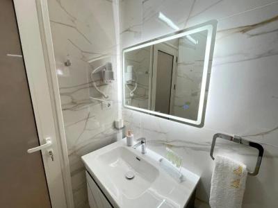 Rias Penthouse Suites - 280