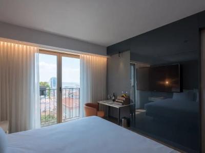 The Craton Sisli - 86