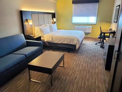 Holiday Inn Express Maspeth, An Ihg - 70