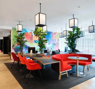 citizenM Schiphol Airport - 10