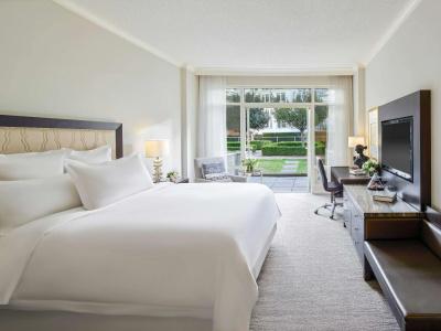 Fairmont Waterfront - 40