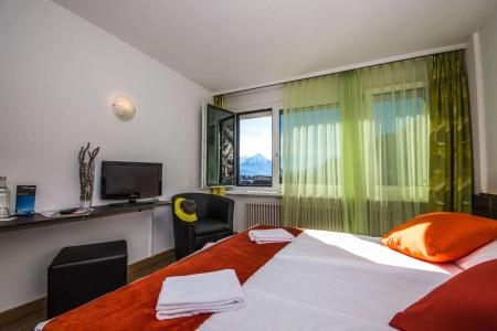 Merkur - West Station Lodge - 3
