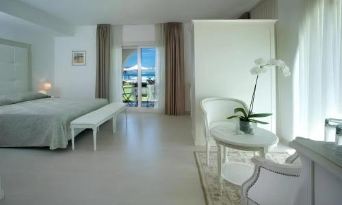 The Pelican Beach Resort & Spa - Adults Only - 26
