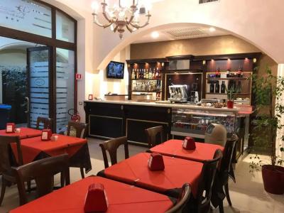 Vittorio Emanuele Boutique - 24