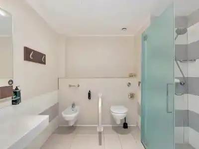 b&b - 40