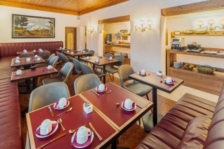 Royal Cortina - 10