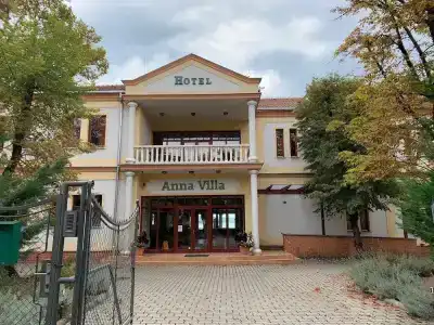 Anna Villa - 0