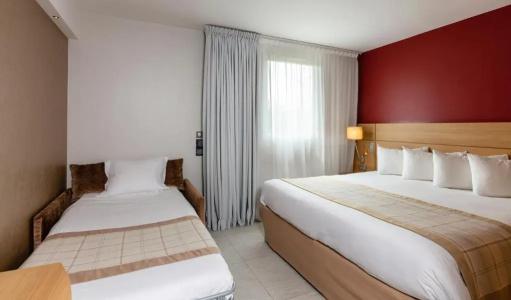 Best Western Plus Le Lavarin - 52