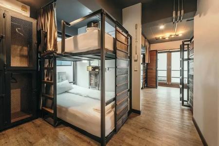 33 Poshtel - 70