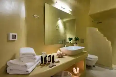 Kima Oia Suites - 47