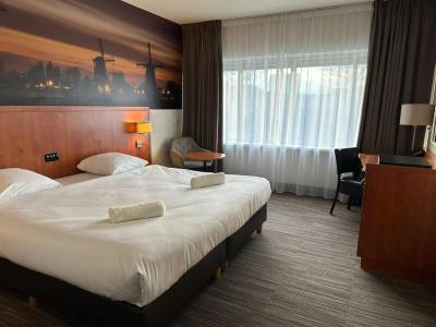 New West Inn Amsterdam - 30