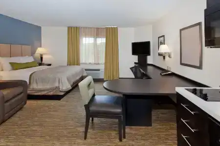 Sonesta Simply Suites Austin South - 3