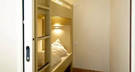 Best Western Le Cheval Blanc -Centre- Vieux Port - 91